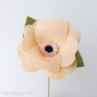 Anemone Inspired Felt Flower - Large - Thumbnail 1