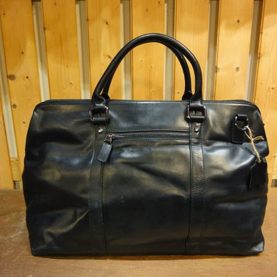 Sleek black workbag - leather