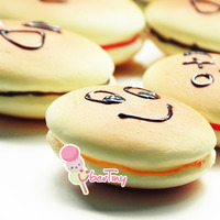 Jumbo Pancake Emoticon Squishy - Thumbnail 2