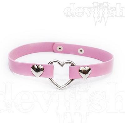 Lovely heart choker 