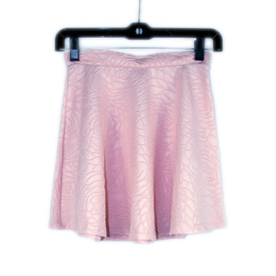 Short circle skirt in rose