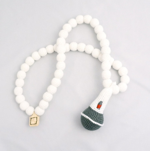 Microphone Crochain - White