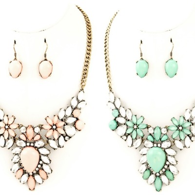 Pastel teardrop flower necklace set