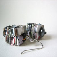 Stacked Shiny Floating Saucers Eco Earrings - Thumbnail 1