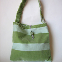 Eco Friendly Celery Green Purse with Silk Floral Lining - Thumbnail 2
