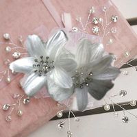 Faux Pearl Petal Flower Beads Rhinestone Crytsal Hair Clip - Thumbnail 1