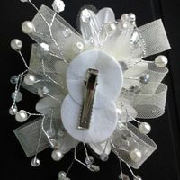 Faux Pearl Petal Flower Beads Rhinestone Crytsal Hair Clip - Thumbnail 3