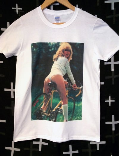 RETRO BIKER GIRL WHITE UNISEX CREW NECK T-SHIRT.