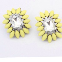 Crystle Stud - Thumbnail 2