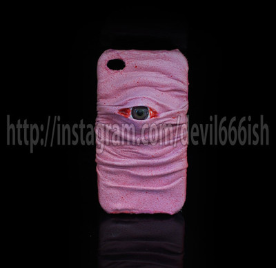 bloodsoaked skin monster iPhone 