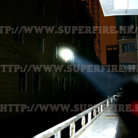 Supfire Super Bright LED Rechargeable Flashlight Y9 - Thumbnail 4