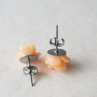 Peach Rose Flower Stud Earrings - Thumbnail 2