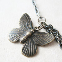 Peach Butterfly Beaded Necklace. Spring Jewelry. - Thumbnail 2