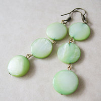Pastel Green Dangle Stone Earrings - Thumbnail 4