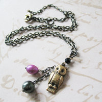 Owl Charm Necklace.  Black and Purple Pearl Necklace. Cute Bird Necklace. - Thumbnail 1