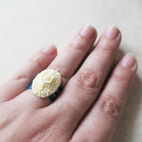 White Flower Adjustable Ring. Cobalt Blue Flower Cameo Ring. - Thumbnail 2