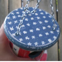 Outdoor Americana Wren House - Thumbnail 1