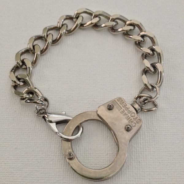 Handcuff bracelet 