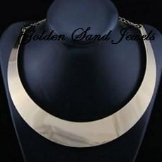 Gold shiny chocker