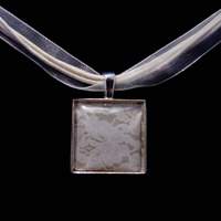 Cream and Lace - Thumbnail 1