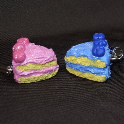 Pink and blue glitter flower cake