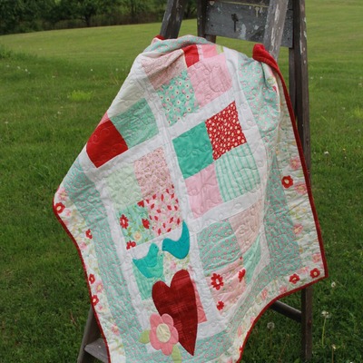 Birdies baby/toddler quilt