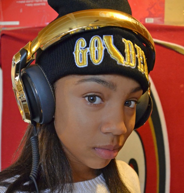 GOLDEN Beanie Black