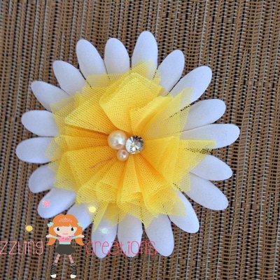 Daisy hair bow clip
