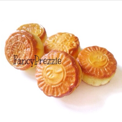 Mooncake squishy  - Thumbnail 4