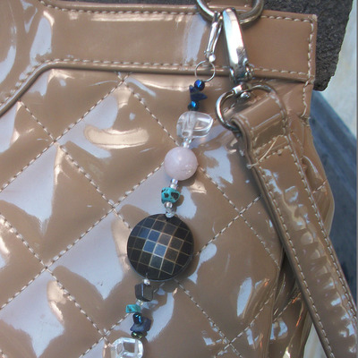 Ilmu hitam - pelindung dan pembatas personal protector crystal - key chain