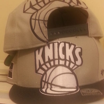 Hwc new york knicks snap back
