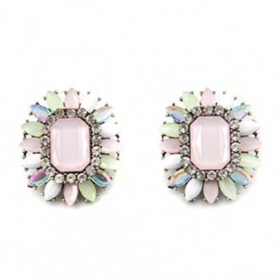 Vintage inspired pink stud earrings - Thumbnail 2