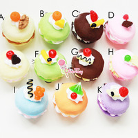 Squishy Macaroon with Toppings - Thumbnail 1