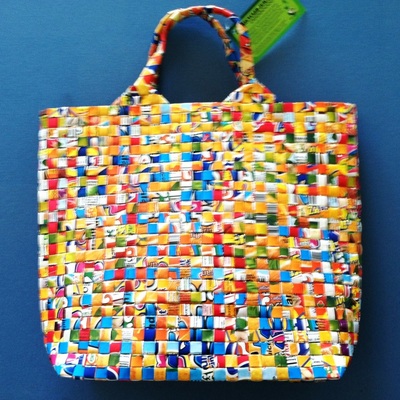 Tote with short handle