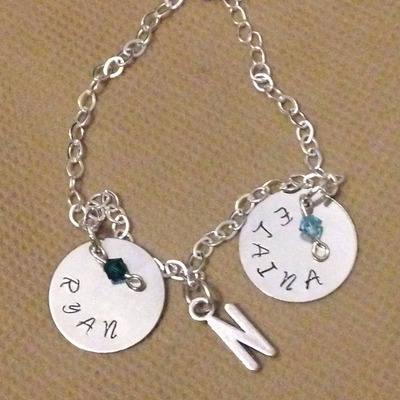 Sterling silver round pendant bracelet