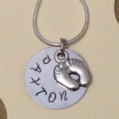 Round pendant necklace