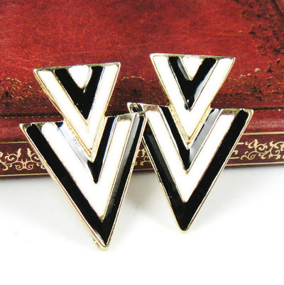 "Direct" Double Triangle Earrings