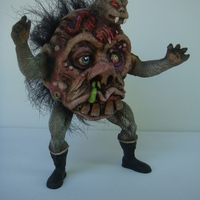 Black haired Grizzle - Thumbnail 1