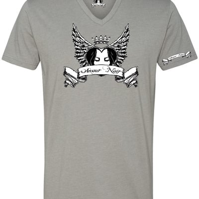 Amour noir premium cvc v-neck t-shirt