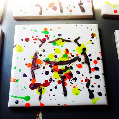 Thunder thigh tile - rainbow