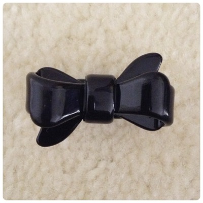(new no tags) black bow ring