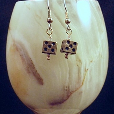 Brass dice earrings - Thumbnail 4