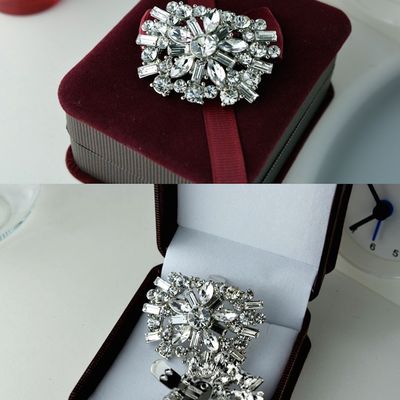 A pair of rhinestone crystal wedding bridal trapezium buckle shoes clips