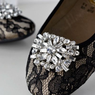 A pair of rhinestone crystal wedding bridal trapezium buckle shoes clips - Thumbnail 5