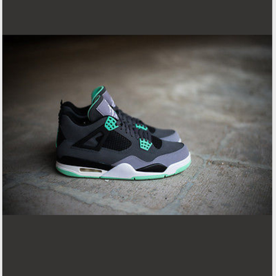 Jordan retro 4 green glows