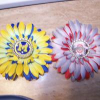 Interchangeable Bottle Cap Flowers - Thumbnail 2