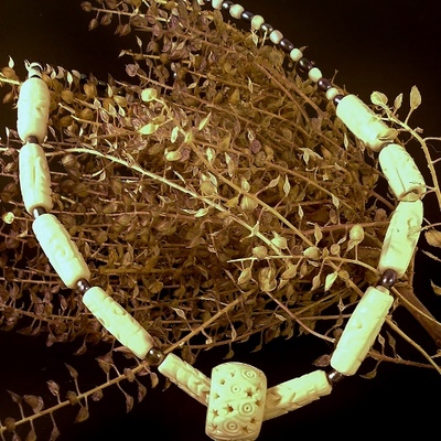 Vintage carved bone necklace with freshwater pearls