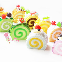 Squishy Swissroll/log cake with fruits and Icing - Thumbnail 2