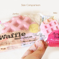 Aoyama Tokyo Mini Waffle Squishy (original packaging) - Thumbnail 1