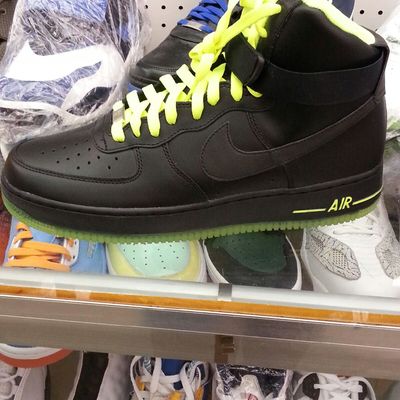 Nike air force 1 high blk volt